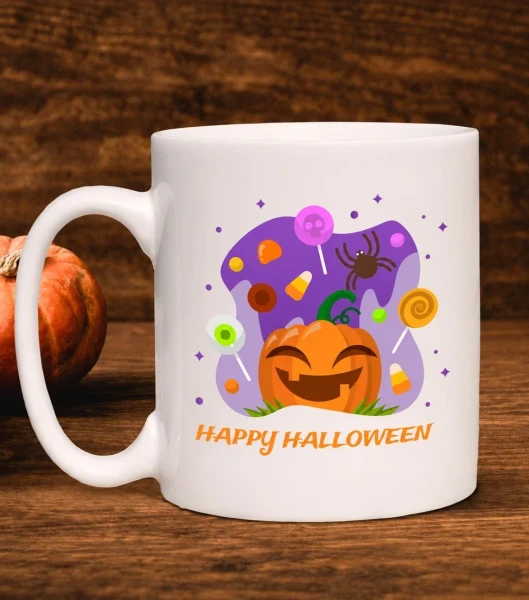 Kubek Happy Halloween na drewnianym tle