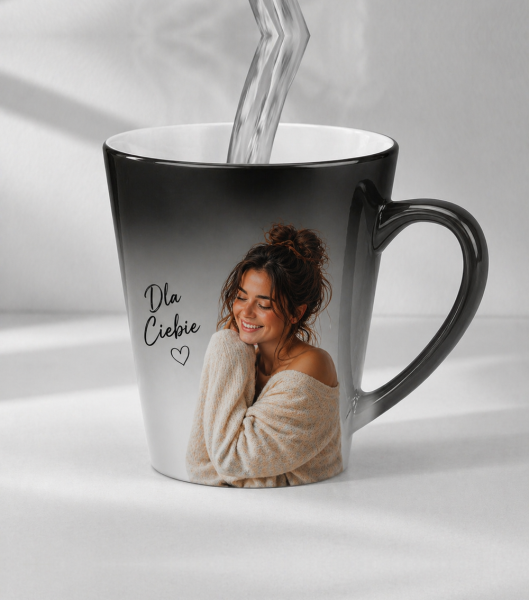 Kubek Magiczny Latte Z Własnym Zdjęciem Nadrukiem – miniatura 1000 × 1134