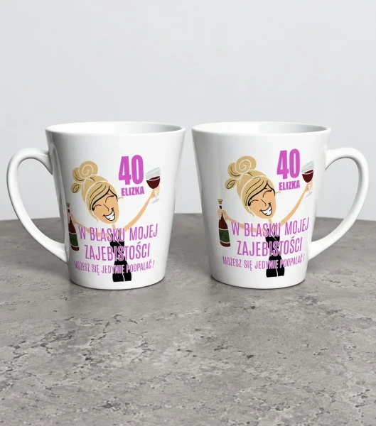 Kubek Latte Na Urodziny Blask Zajebistości – miniatura 1000 × 1134
