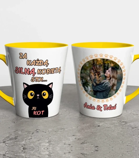 Kubek Latte Na Dzień Kobiet Z Imieniem i Zdjęciem – miniatura 1000 × 1134