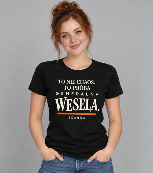 Koszulka na panieński „Wersja demonstracyjna” z imieniem – czarna na modelce