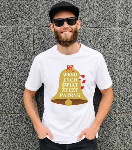 Koszulka Męska Wesołych Świąt Z Imieniem na modelu — wariant biały